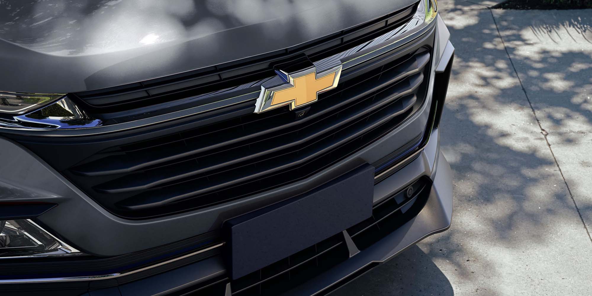 Frontal de Chevrolet Captiva Chile con parrilla, logo Chevrolet y diseño moderno del SUV familiar.