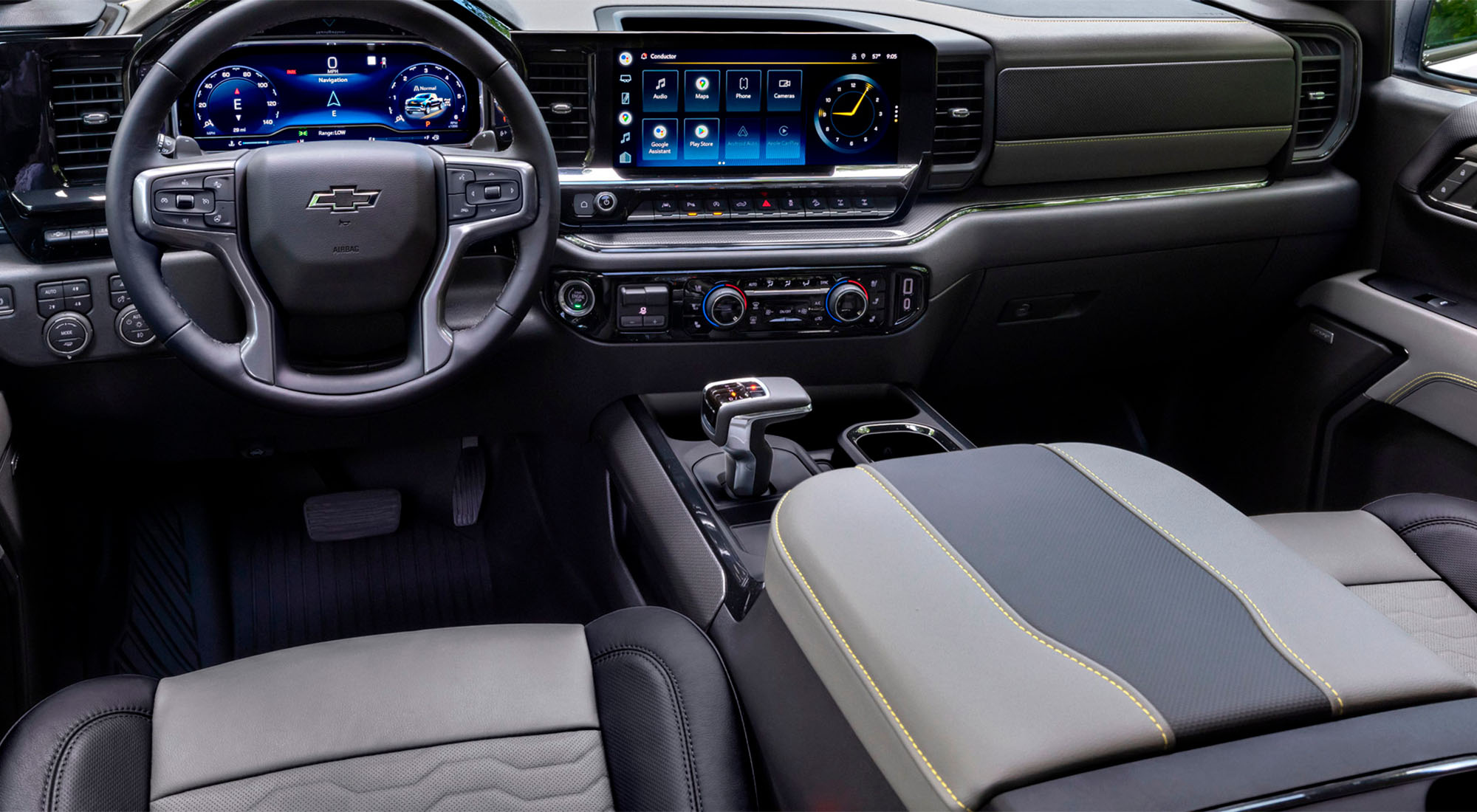 Chevrolet Silverado ZR2, interior renovado